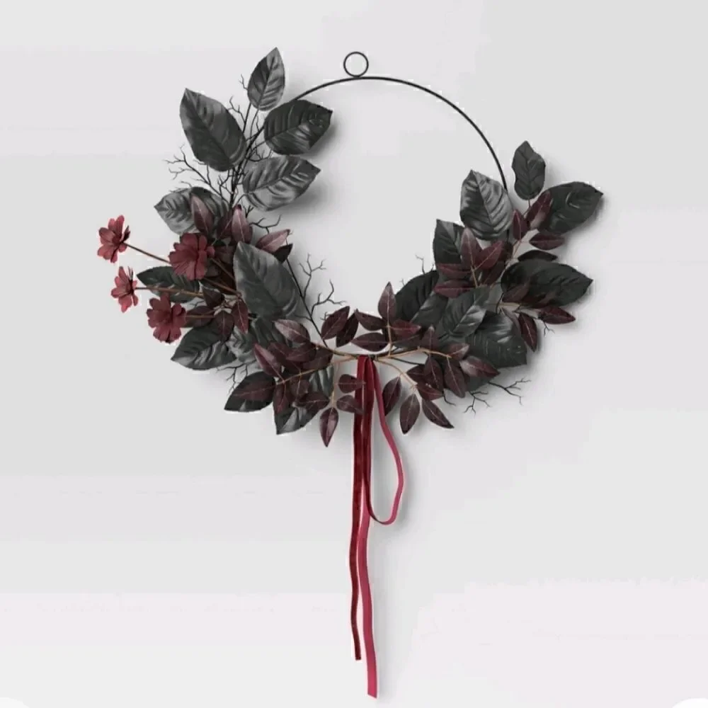 Nwt Halloween leaf and floral wreath 